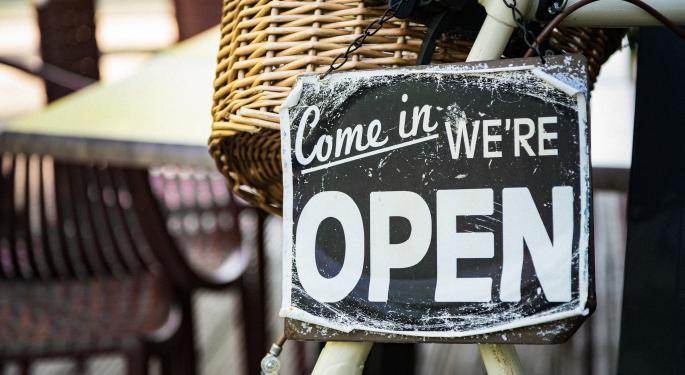 Is Fire & Flower Joining 'The Discount Parade'? New Strategy Boosts Retail Cannabis Sales