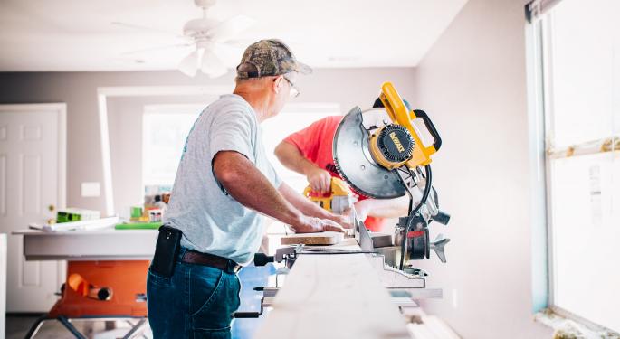 Options Action Expects 16% Downside For Homebuilders, But Analyst Says Buy The Dip