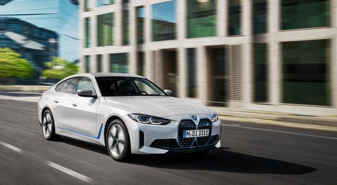 Las ventas de BMW caen, pero duplica las ventas de coches eléctricos