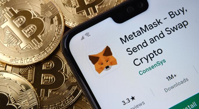 MetaMask Triggers Crypto Community Over User Data Collection Move: 'No Factor More Important Than Consumer Privacy'