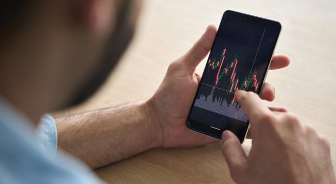 Yahoo Explores Retail Stock Trading, Sports Betting On Heels Of Taboola Deal