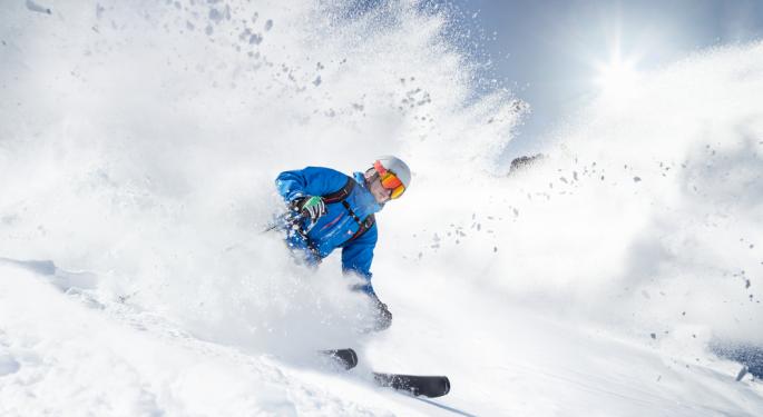 Now, Skiing Can Trigger Apple Crash Detection on iPhone 14, Watch — Emergency Services Want You To Do This