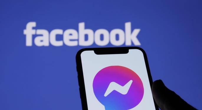 Facebook Messenger Just Got An Update — Instead Of Emoji, Use Avatar For Quick Reactions