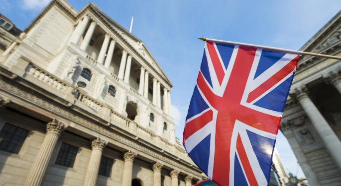 'English Warren Buffett' Scoops Up Shares In 3 International Dividend Stocks: Here's Why