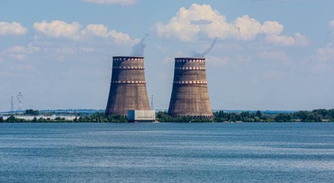 Bombardata la più grande centrale nucleare d’Europa