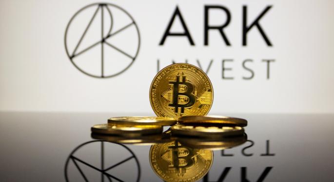 Cathie Wood: Bitcoin es la póliza de seguro contra la hiperinflación