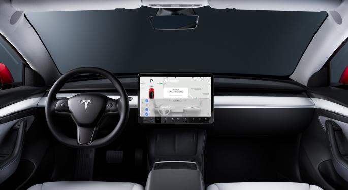 Tesla Stock Skids On Recall Notice For Full Self-Driving Collision Potential: What You Need To Know
