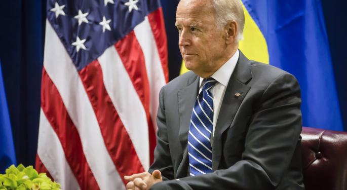'Black Swan' Author Says Biden's Walk Through Kyiv Streets 'Worst Humiliation' For Putin