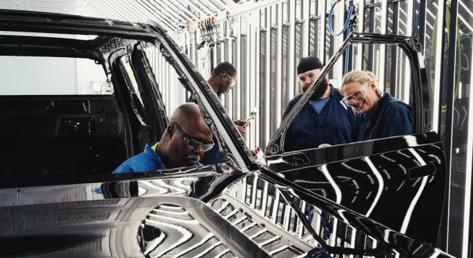 Rivian Q4 Earnings Recap: EV Delivery, Production Totals, 2023 Guidance, R2 Update And More