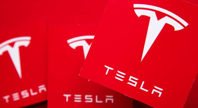 Tesla acaba con el reinado de Ford en fidelidad del cliente