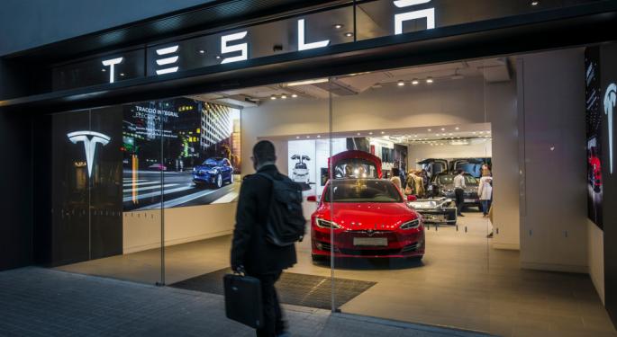 Tesla China's Weekly Insurance Registrations Up For 4th Week As Momentum Returns Amid Price Cuts