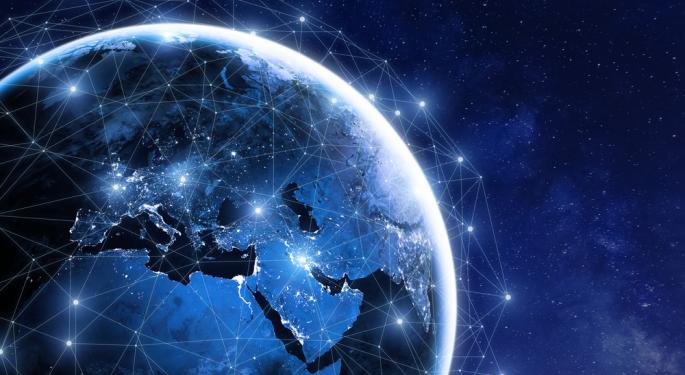 Say Goodbye To High Fees And Slow Transactions With ARB Token's Decentralized Power