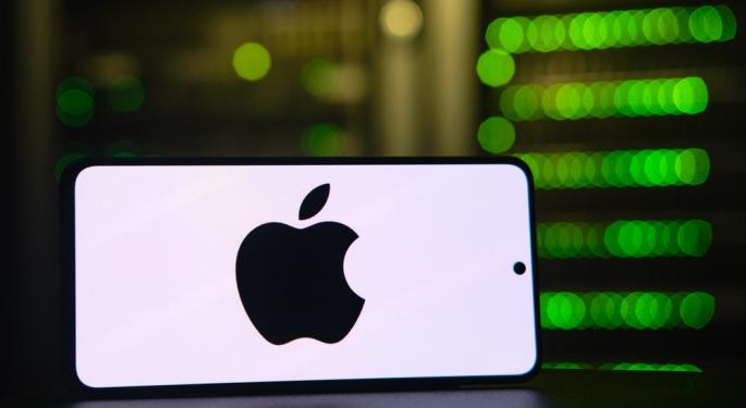 iGPT? Apple Is Working On 'Language Generating Concepts': Could Its Version Of ChatGPT For Siri Be Coming?