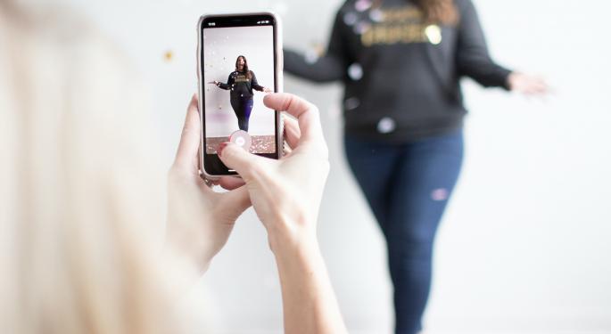 Housekeeping Entrepreneur With 2.4 Million Instagram Followers Transforming Housecleaning Through Multiple Revenue Streams