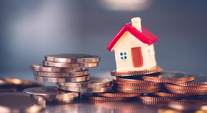 Falling House Prices, Fed's Preferred Inflation Gauge, Eroding Consumer Confidence And More: Benzinga's Weekly Main Street Monitor