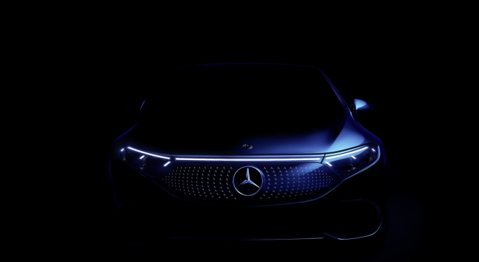 Mercedes-Benz firma un acuerdo de compra de energía con Iberdrola