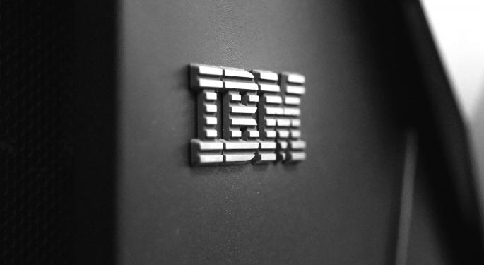 IBM Analysts Maintain Cautious Outlook Despite Strong Q1 Performance