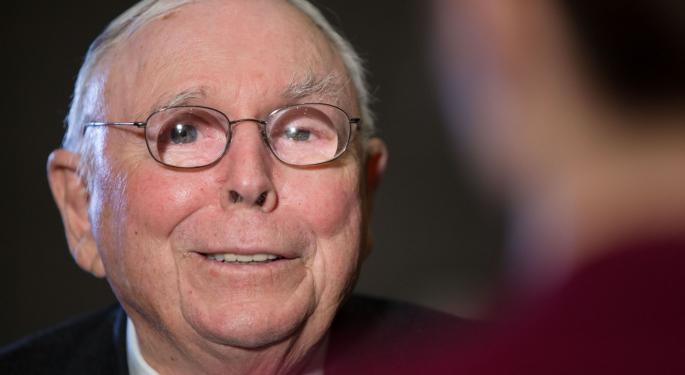 Charlie Munger Says U.S. Banks Are Full Of Bad Commercial Property Loans: 'There's A Lot Of Agony Out There'