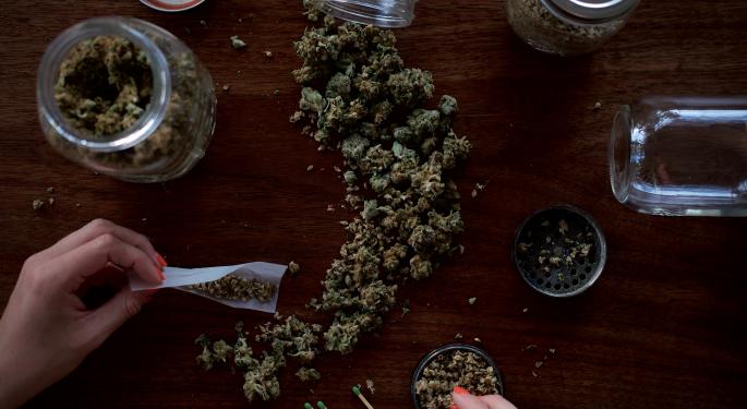 Keep Your Pot Out Of Sight, Delaware Cop Advises As State Sens. Urge Congress To Reschedule Marijuana