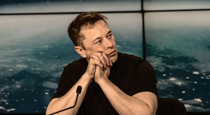 Elon Musk Calls For Race Between EV And Hybrid Vehicle While At Miami Grand Prix, Twitter Users Quickly Correct Him