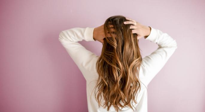 The Key To Perfect Hair? Myths And Benefits Of CBD For Hair Care