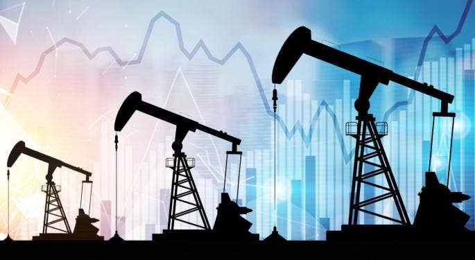 El precio del petróleo crudo sube un 3,4% y las acciones de las compañías petroleras avanzan