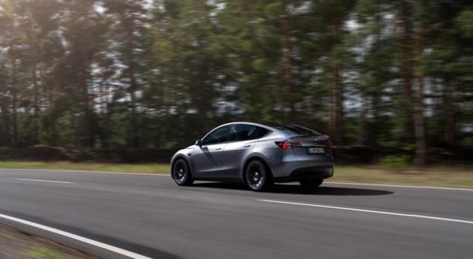 Tesla's German-Made Model Y With A BYD Battery Show Impressive Charging Speeds