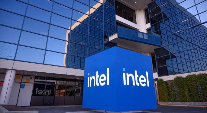 Intel anuncia nuevo chip cuántico y experimenta volatilidad en sus acciones
