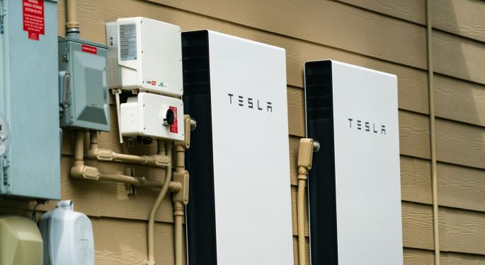Tesla Energy Passes 500,000 Powerwall Installations Worldwide — Here's A Look At The Growth Of This Key Product