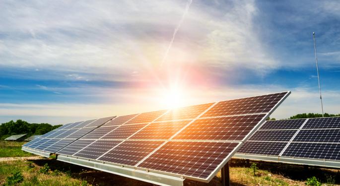 Enphase Energy Eyes Europe For Growth, Analyst Turns Bullish On Prospects: 'Continued Runway For Growth'