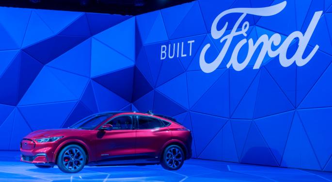 La nuova strategia di Ford include gli abbonamenti