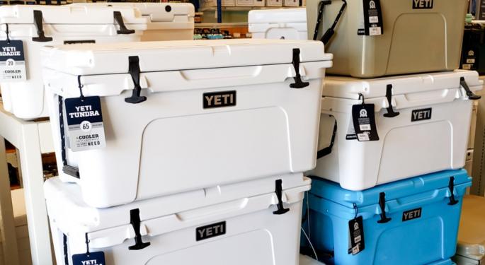 Yeti Holdings' Outlook Dims: Analyst Drops Rating Due To Macro Conditions And Stock Performance