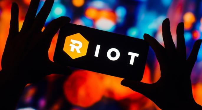 Riot Platforms Analysts Expect Bitcoin Mining Stock To More Than Double