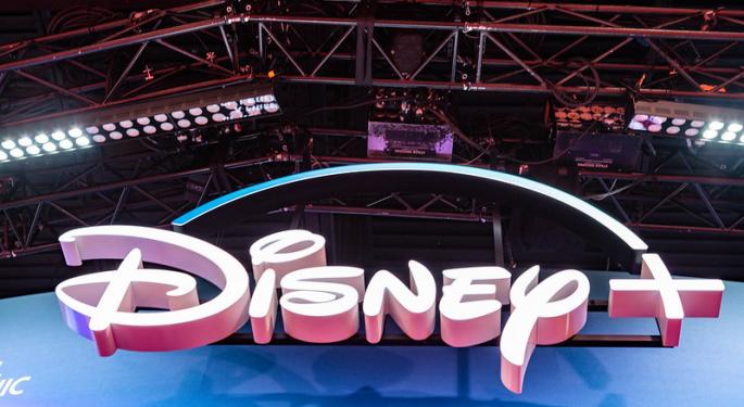 Disney+ refuerza reglas de suscripción y lanza plan con anuncios