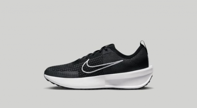 Sneaker Showdown - Nike Targets New Balance And Skechers In Patent Suit: Report
