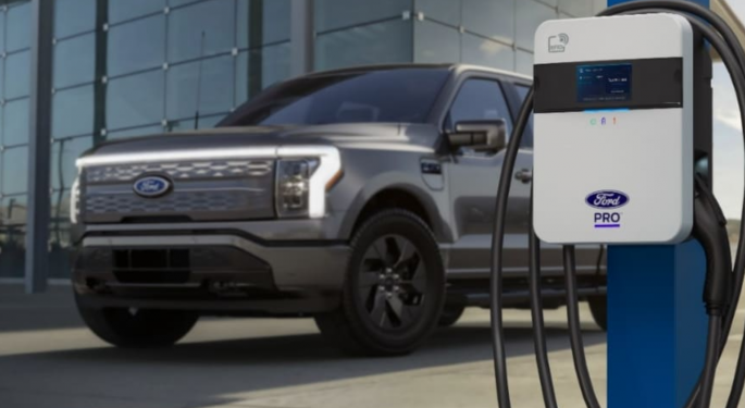 Ford Pro & Xcel Energy Rev Up For Massive EV Charging Network Expansion In US By 2030