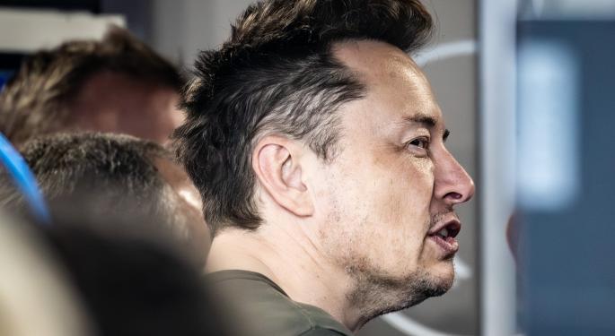 In Controversial Move, Elon Musk Reinstates Far-right Conspiracy Theorist Alex Jones' Account: 'The People Have Spoken And So It Shall Be'