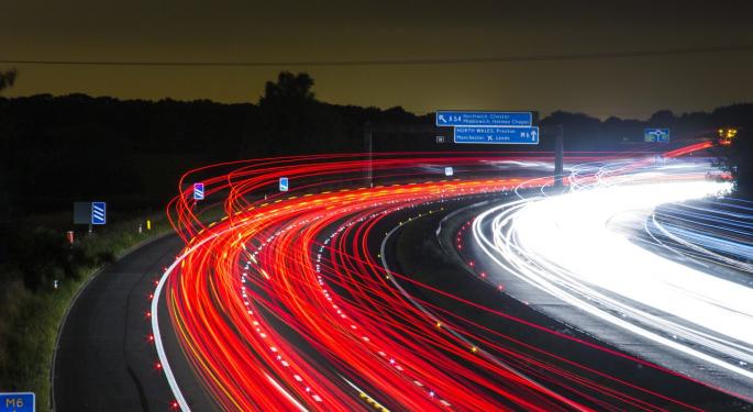 Crypto Market In Overdrive: Spot Trading Volumes Spike, Binance Web Traffic Soars