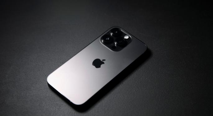 'iPhone Is Going To Be Just Fine:' Munster Sees No Hit To Apple's Flagship Product Amid Rumors Of Design Exec Joining Altman And Ive's AI Project