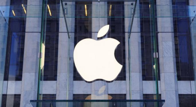 Apple's Dynamic Week: Musk's Praise, Watch Heroics And A Stand For Encryption