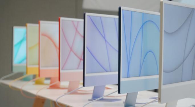 Apple's Latest iMac Patent Gives A Glimpse Into The Future Of Desktops, And It Looks Foldable