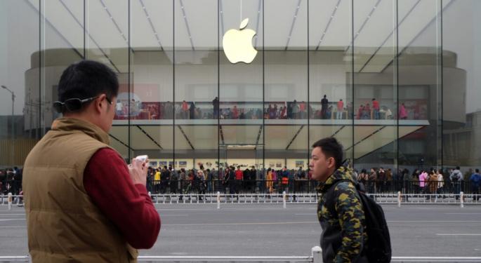 Steve Jobs' Biographer Says Apple Would Be 'Most Hurt' In US-China Crossfire: 'We've Been A Little Bit Too Dependent'