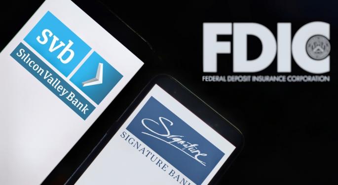 Ex-FDIC Chair Bill Isaac Says Regulators Were 'Slow To Act' During Banking Crisis: More Regulation Would Be 'Counterproductive'