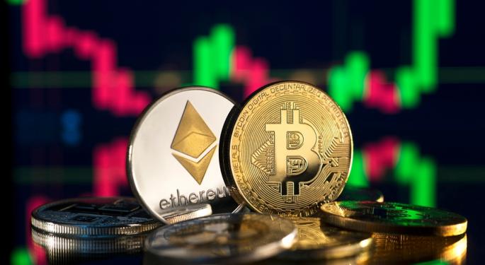 Criptomonedas hoy: Bitcoin baja de los 30.000$, pero Ethereum y Dogecoin suben