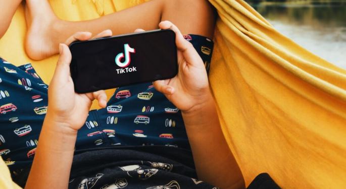 Americans Prioritize TikTok As Their Go-To News Source Despite Misinformation Risks: Survey Reveals