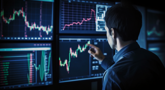 Coinbase, GM, Amazon, Tesla, Microsoft: Top 5 Stocks On Investors' Radar Right Now