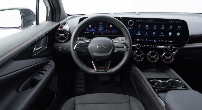 GM's Infotainment Product Head Reveals Main Reason Behind Dropping Apple CarPlay, Android Auto