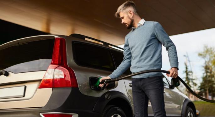 Biden's Drive To Relief Ahead Of 2024? Falling Gas Prices Boost Hopes For Inflation Slowdown