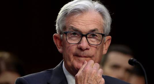 Jerome Powell de la Fed señala posibles aumentos en las tasas de interés