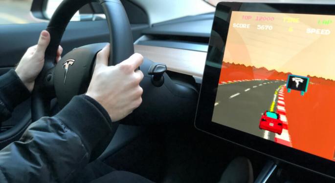 Tesla Strikes Back At Washington Post Over 'Egregious' Autopilot Article, Says 'Morally' Obligated To Expand Userbase